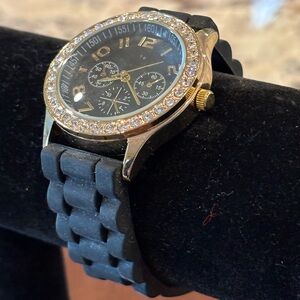 Darice Women’s Black Silicone Band Watch